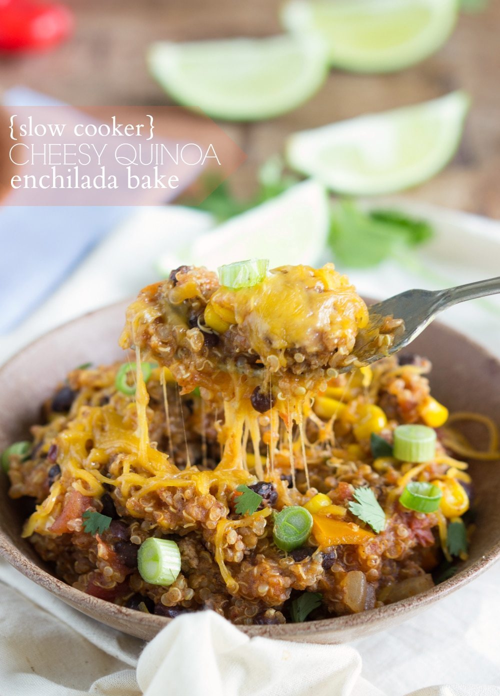 A simple, slow cooker meal - crockpot cheesy enchilada quinoa I www.chelseasmessyapron.com