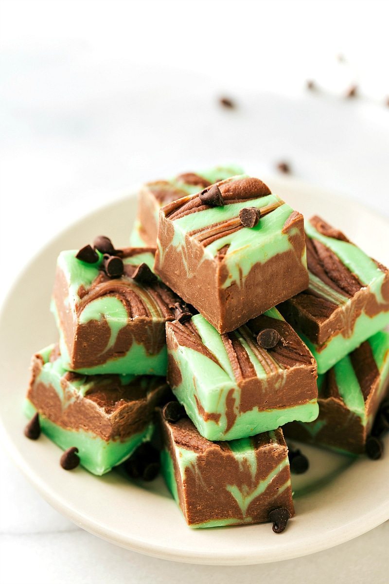 MICROWAVE Chocolate & Mint Swirled Fudge | Chelsea's Messy Apron