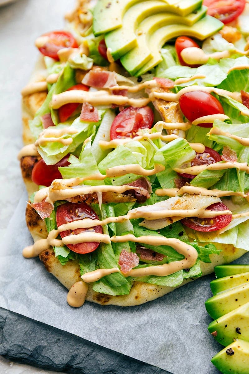 chicken chipotle avocado flatbread