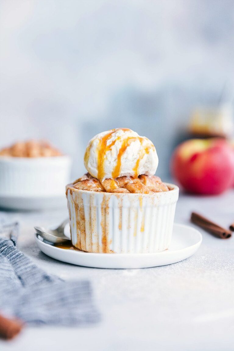 {2 Serving Size} Miniature Apple Pies