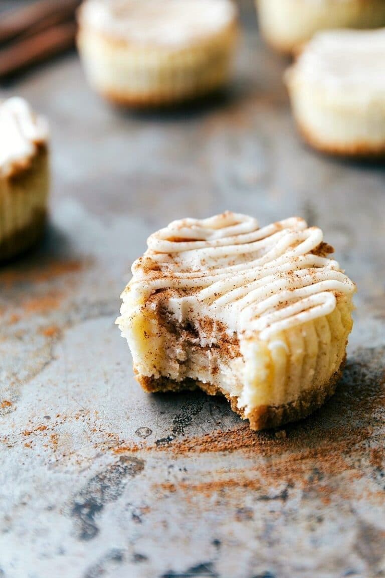 Miniature Cinnamon Roll Cheesecakes Chelsea's Messy Apron