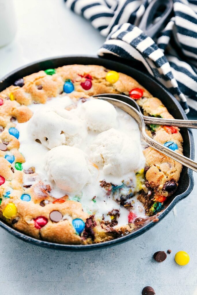 Pizookie (With Tons of Variation Ideas!) - Chelsea&amp;#39;s Messy Apron