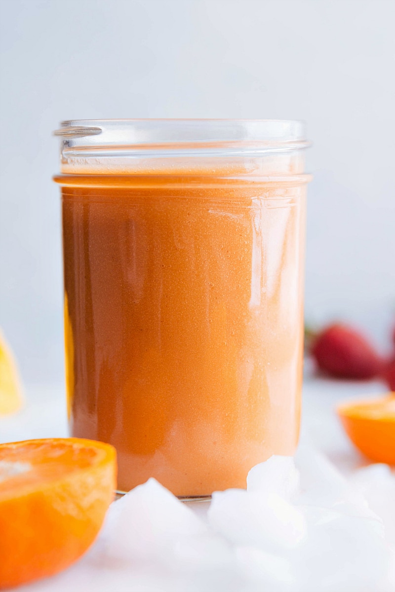 Up-close image of the ready-to-drink Mango Smoothie.