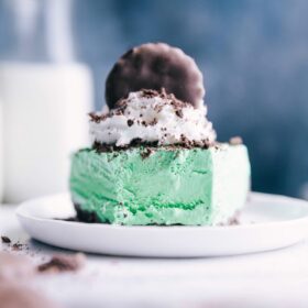 Thin Mint Cheesecake