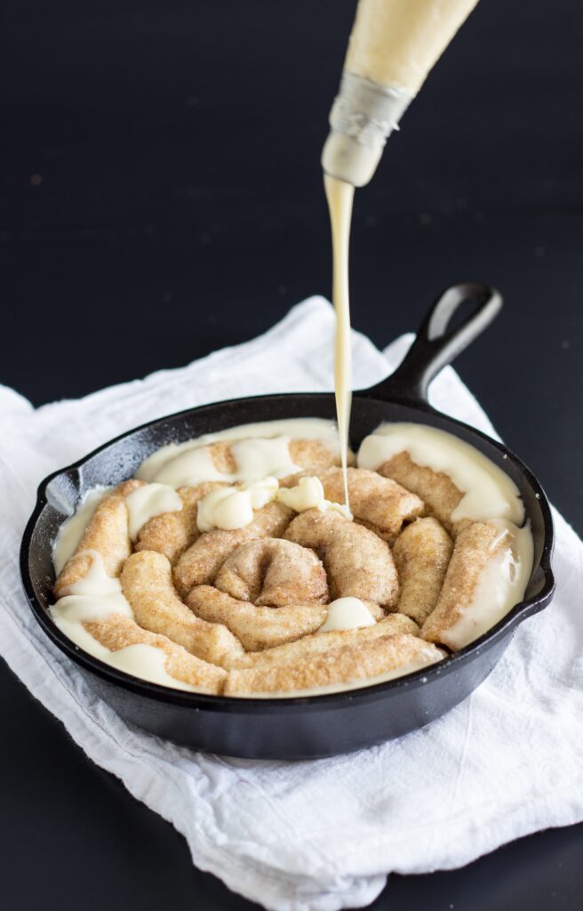 30 minute cinnamon roll cake - no rising required!