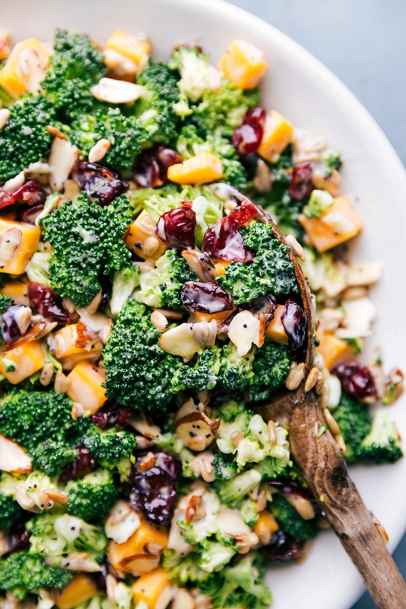 Lemon- Poppy Seed Broccoli Salad