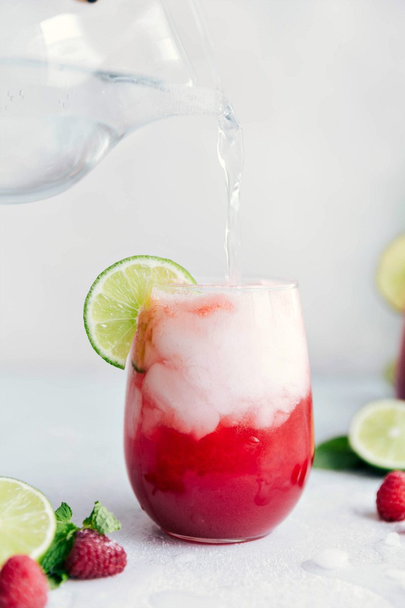 Image of sparkling water being poured into the Sparkling Raspberry Limeade