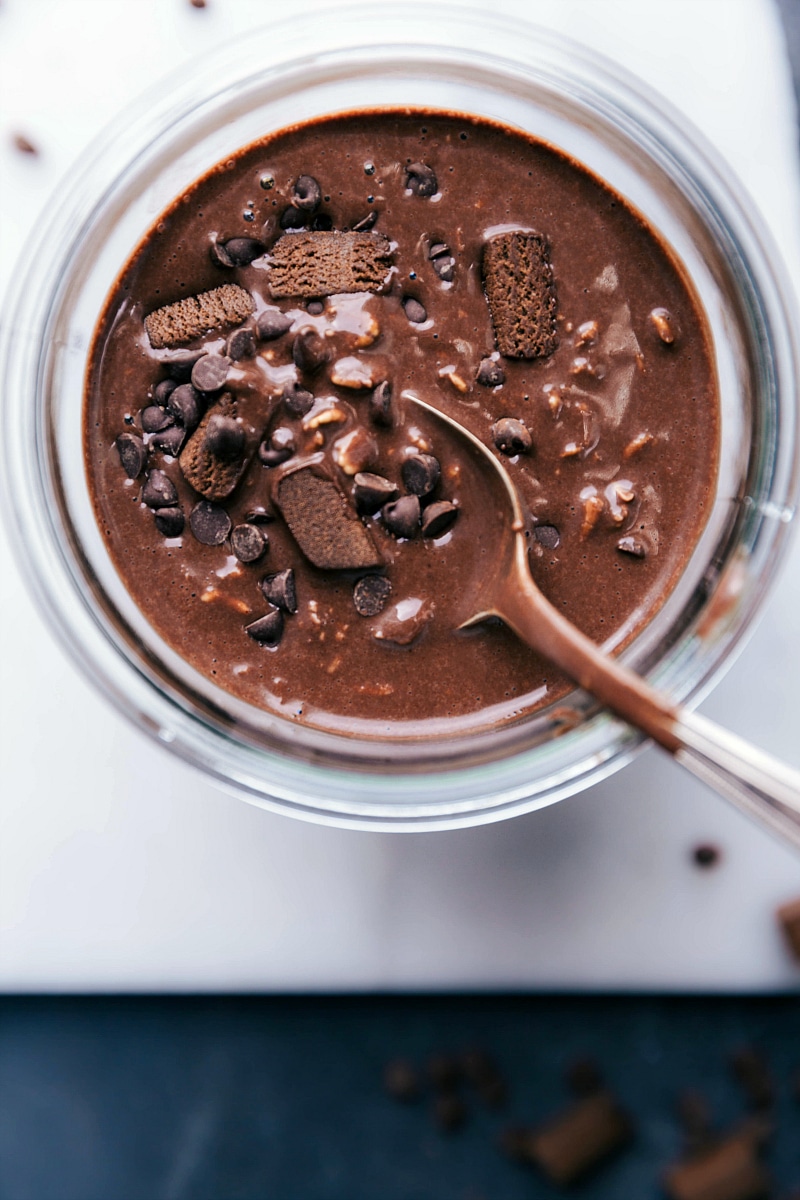 Overhead image of Brownie Batter Overnight Oats, ready to be eaten.