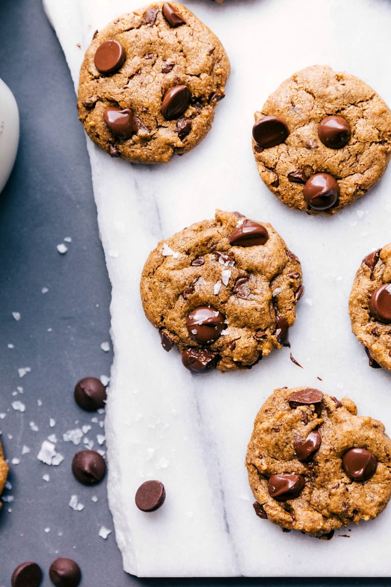 Up-close overhead images of the baked cookies, ready to be eaten.