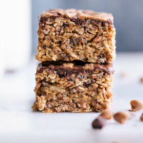 Soft-Baked Oatmeal Breakfast Bars