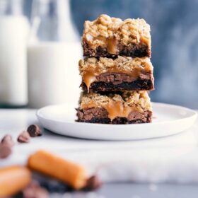 S’mores Cookie Bars