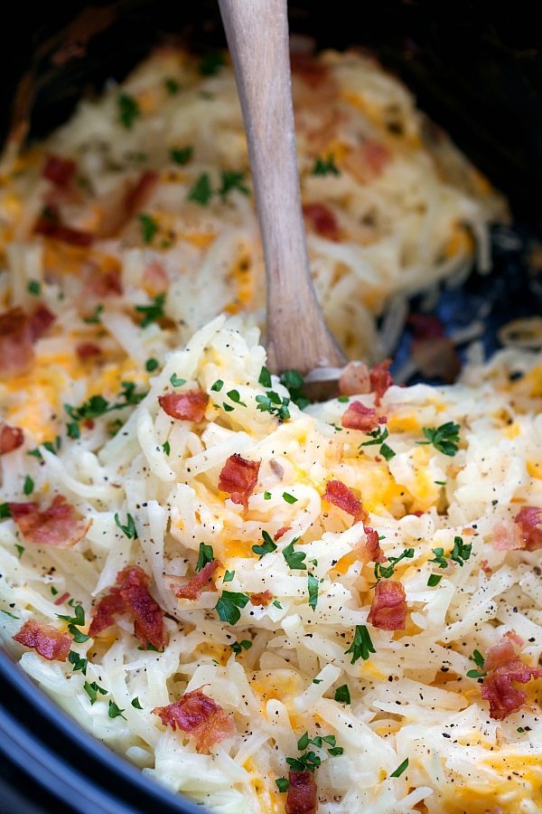 Crockpot Hashbrown Casserole | Mouthwatering Crockpot Recipes To Prepare This Winter | Easy Slow Cooker Recipes