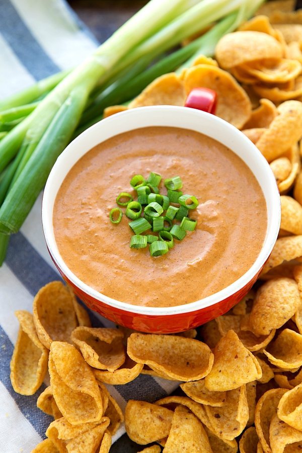 Crockpot Creamy Chili Cheese Dip