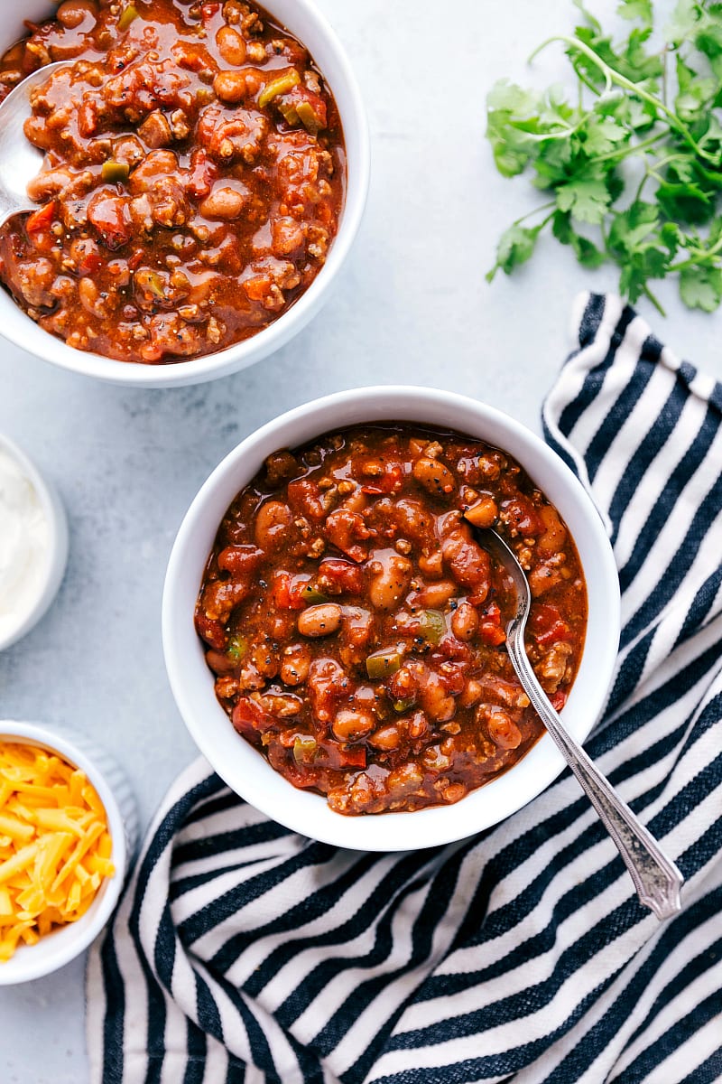 Crockpot Chili (Cookoff Winner!) | Chelsea's Messy Apron