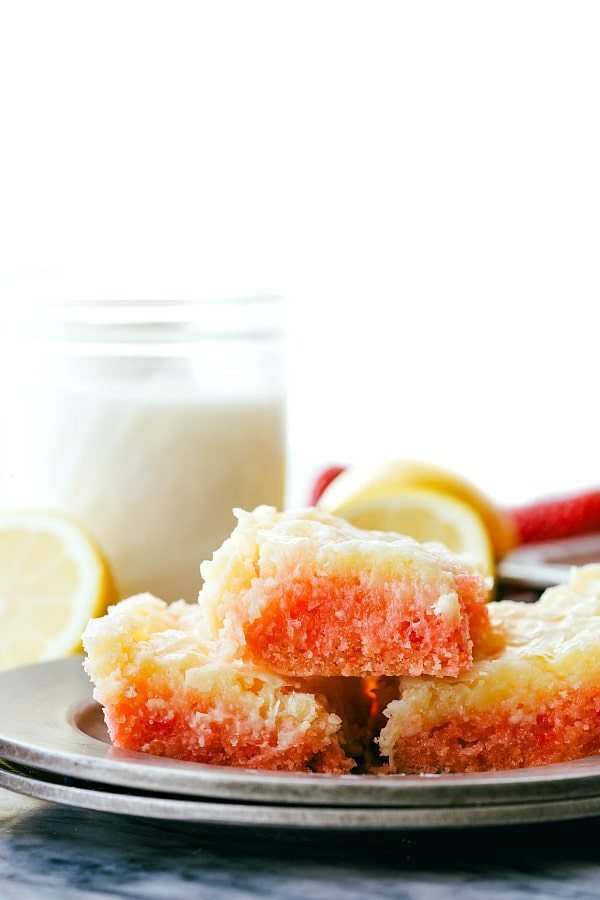 strawberry gooey butter cake bars