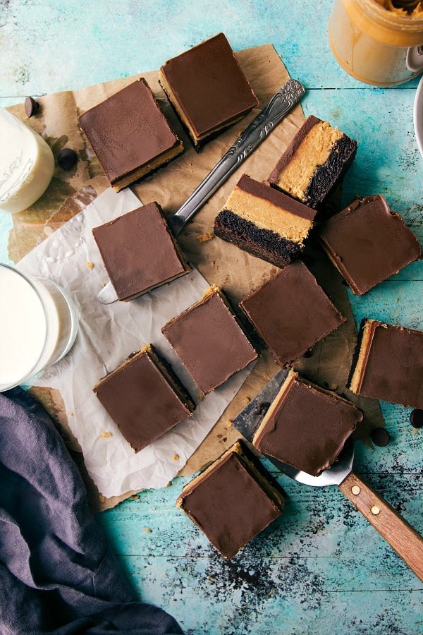 DELICIOUS AND SIMPLE PEANUT BUTTER CUP BROWNIES