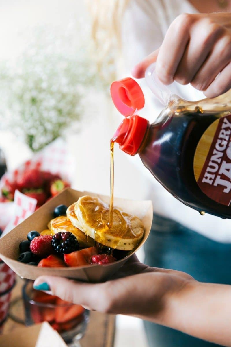 A great idea for a party, baby shower, wedding shower, birthday, etc. An easy PANCAKE BAR with a SPARKLING JUICE BAR! (Non alcoholic) via chelseasmessyapron.com