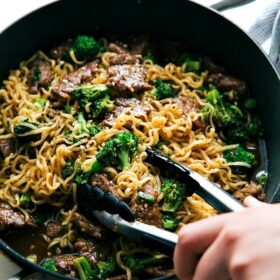 Skillet Beef and Broccoli Ramen