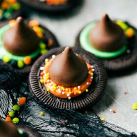 Easy Halloween Treats (4-Ingredients!)