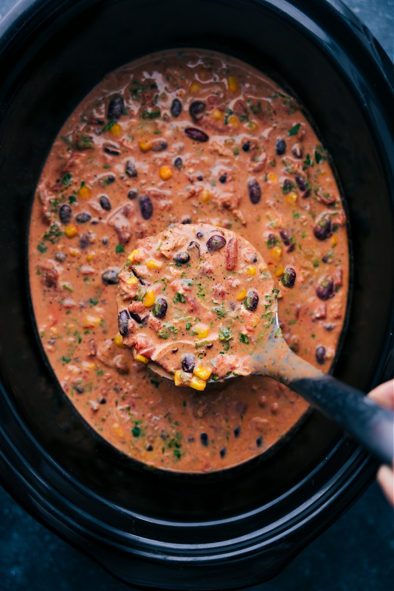 Overhead image of the chicken taco chili