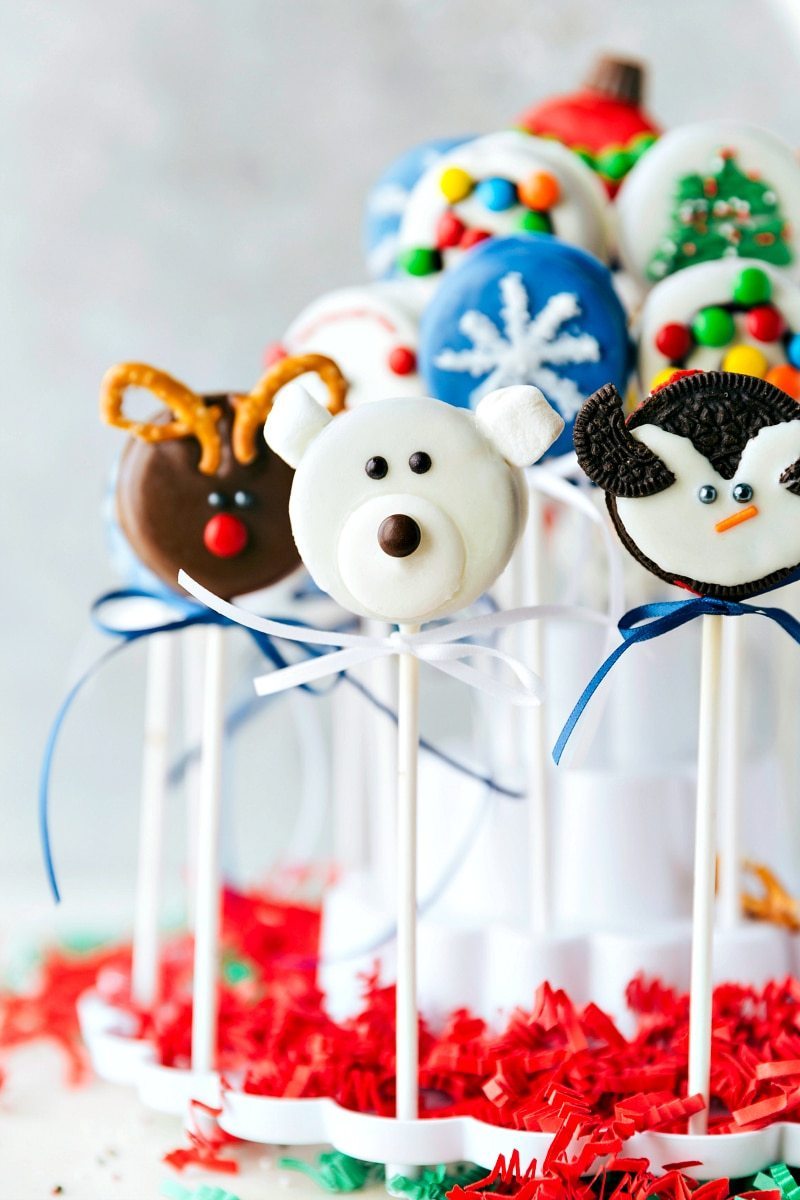 Image of all the Christmas Oreo Pops