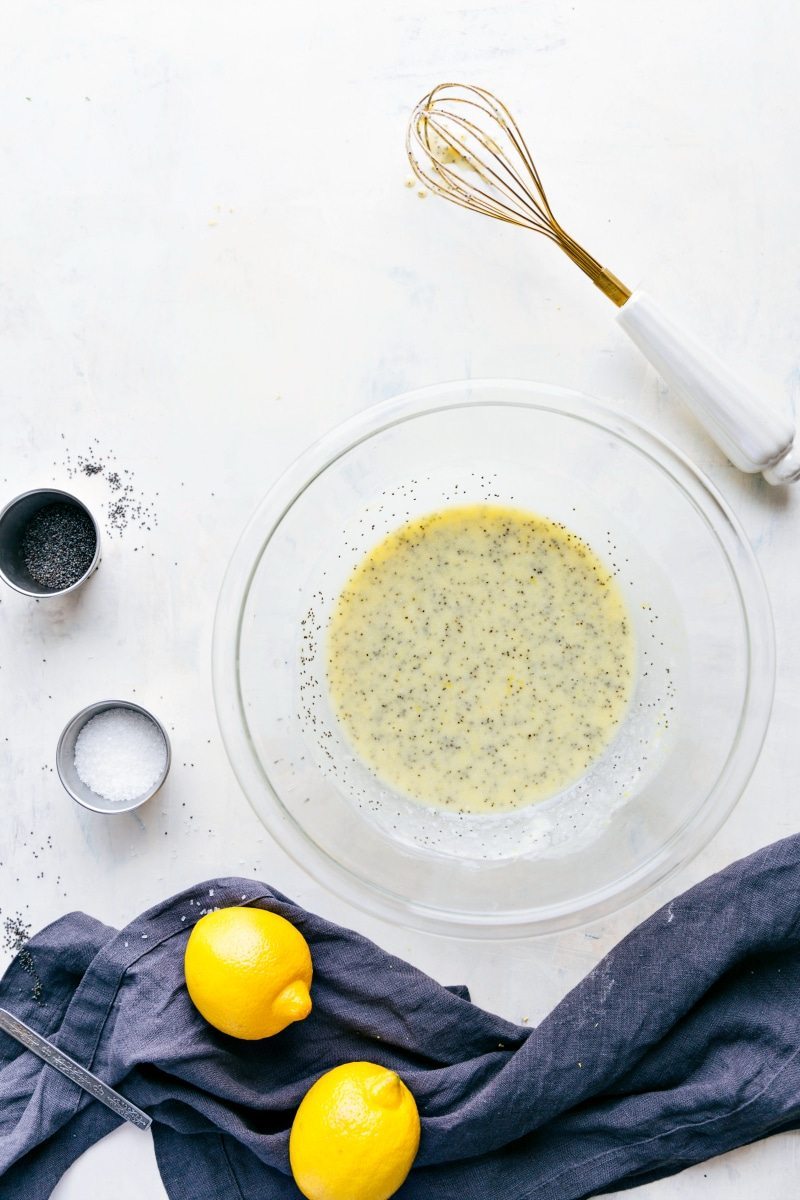 GREEK YOGURT LEMON POPPYSEED MUFFINS. Made with healthier ingredients! Recipe from chelseasmessyapron.com