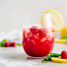 Sparkling Raspberry Lemonade