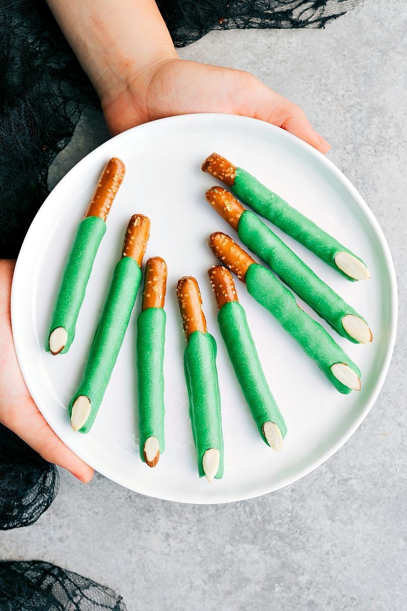 3-ingredients to make these adorable (and delicious) Halloween treats -- Monster Rice Krispies Treats, Peanut Butter Spider Cookies, Nutter Butter Ghosts, and Witch Finger Pretzels. chelseasmessyapron.com