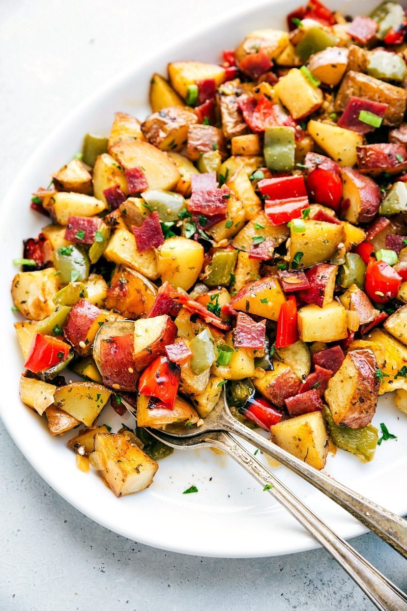 one-pan-breakfast-potatoes-and-bacon-chelsea-s-messy-apron