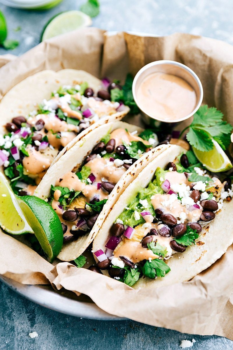 BBQ Chicken Tacos: 3 easy dinners made from ONE rotisserie chicken and similar ingredients! chelseasmessyapron.com