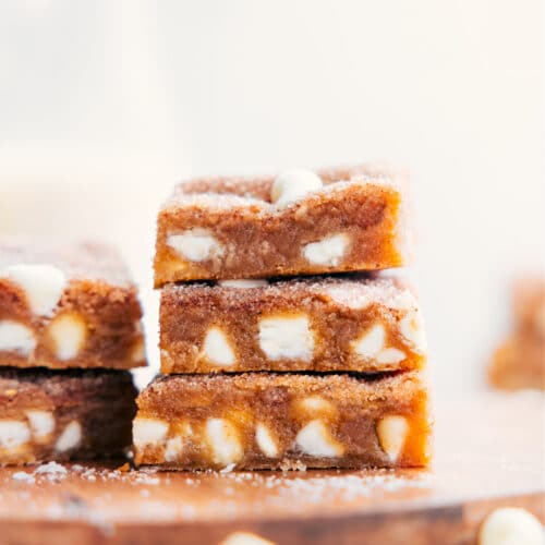 Snickerdoodle Blondies - Chelsea's Messy Apron