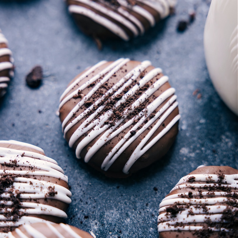 Overhead image of the Oreo Truffles ready to be enjoyed