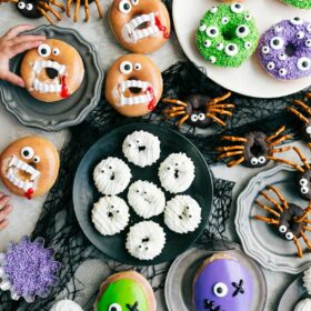 Easy Halloween Treats (4-Ingredients!)