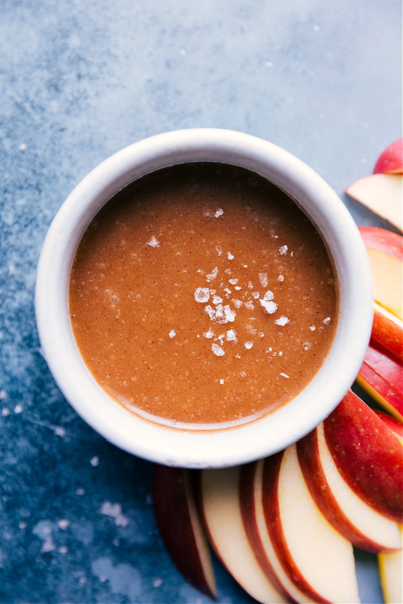 Healthy Caramel Sauce in a bowl