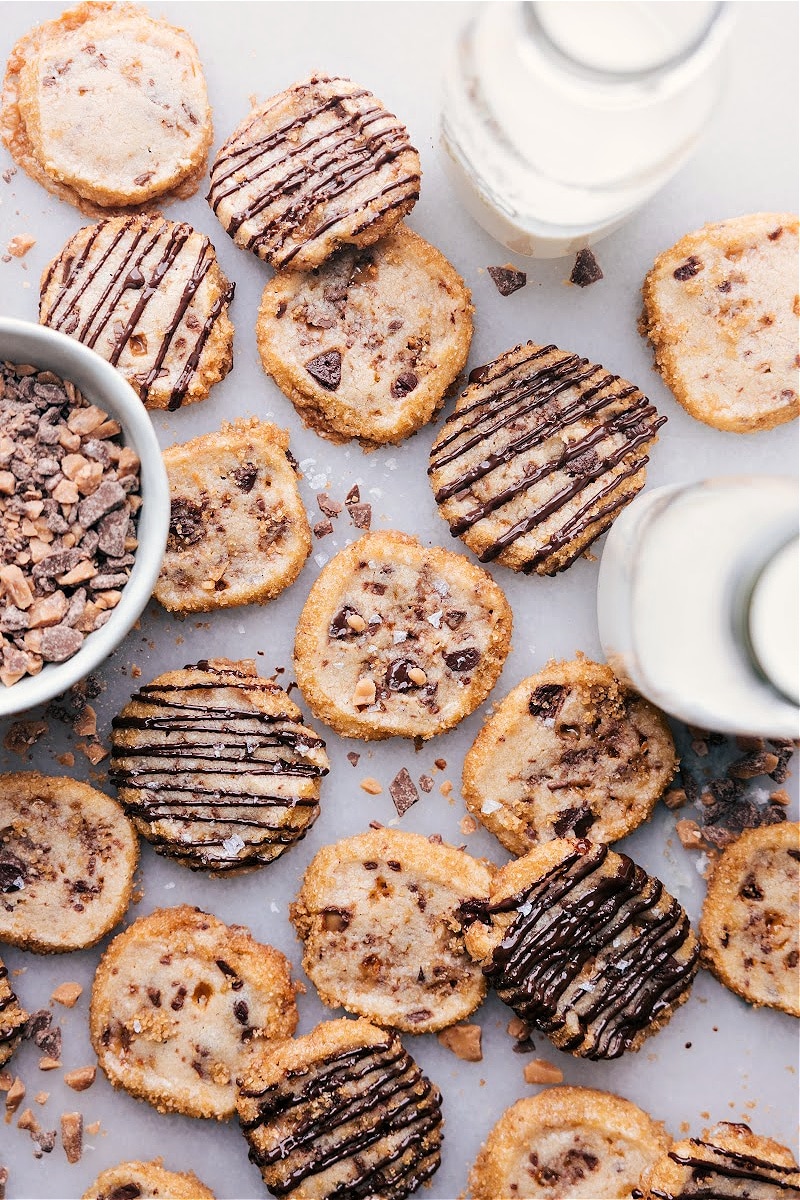 Overhead image of the toffee shortbread cookies