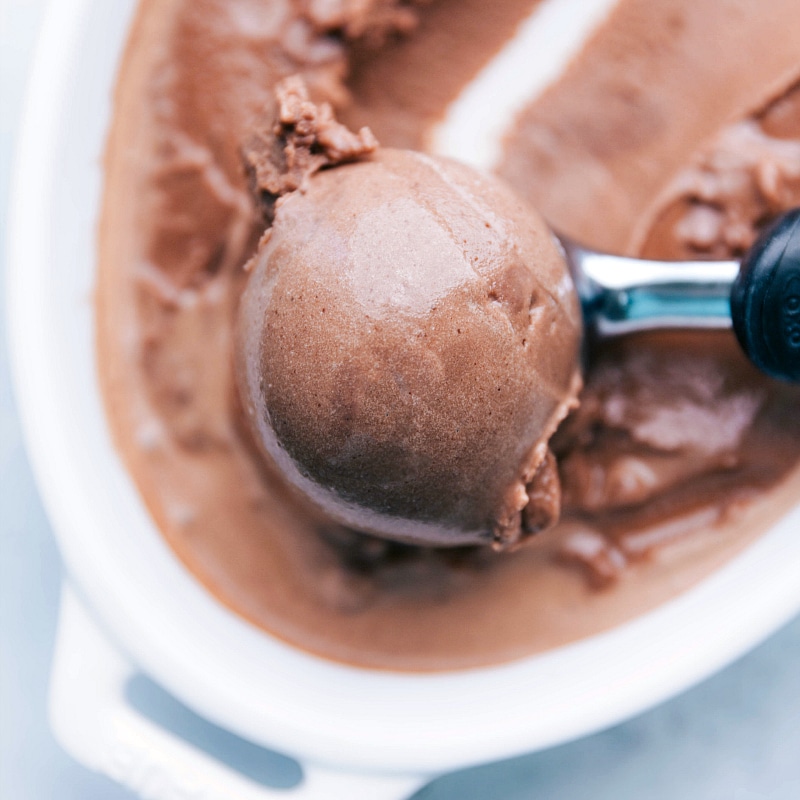 Image of the gelato being scooped up with an ice cream scoop.