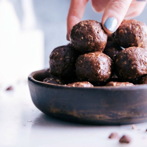 Chocolate Peanut Butter Protein Balls - Chelsea LeBlanc Nutrition