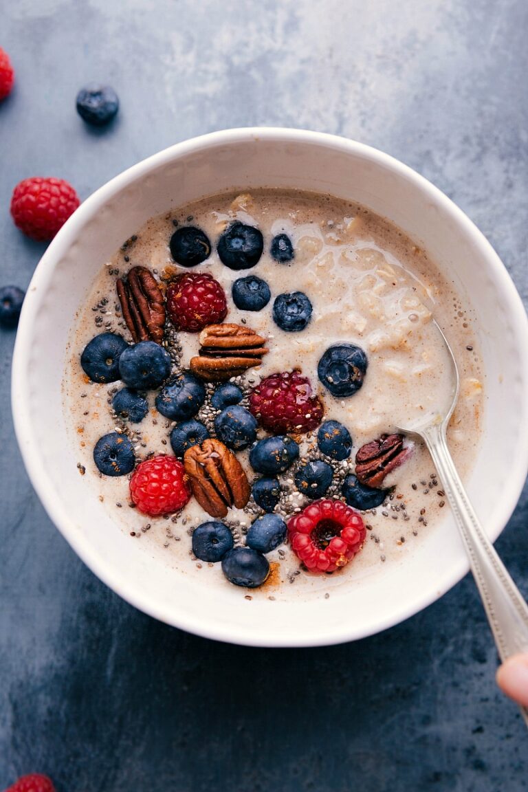 How to Make Oatmeal (With FOUR Flavors!) Chelsea's Messy Apron
