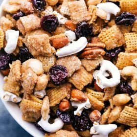 Cookies and Cream Muddy Buddies