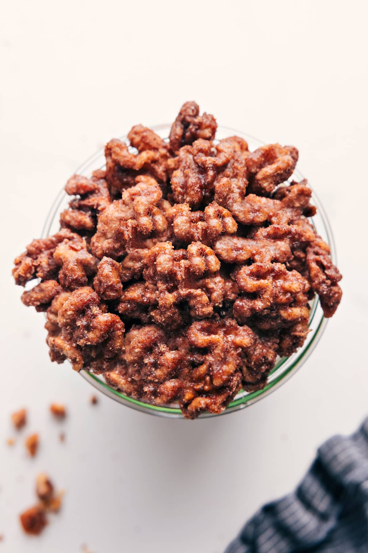 Golden Candied Walnuts in a Cup Candied walnuts recipe in a jar with a crunchy sugar coating.
