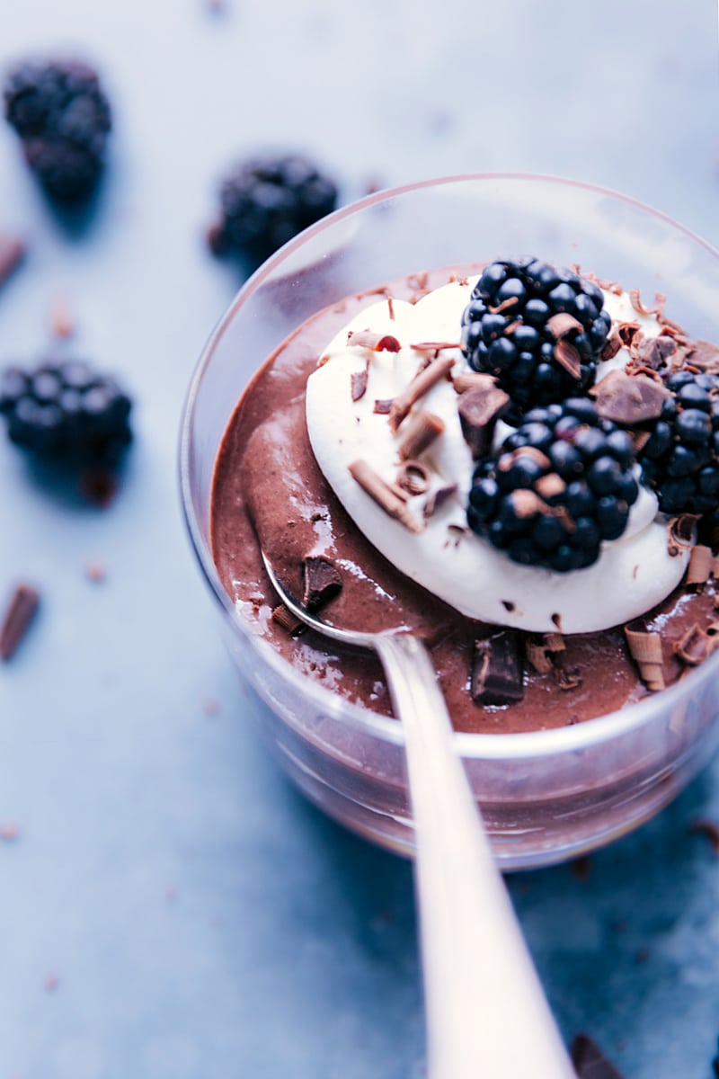 This Chocolate Chia Seed Pudding is loaded with good-for-you ingredients, but don't worry-- we're not skimping on flavor! Chocolate Chia Seed Pudding