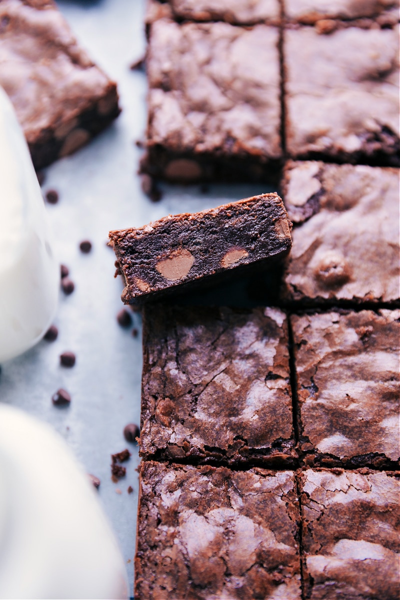 Brownie Recipe (SUPER Fudgy!) - Chelsea's Messy Apron