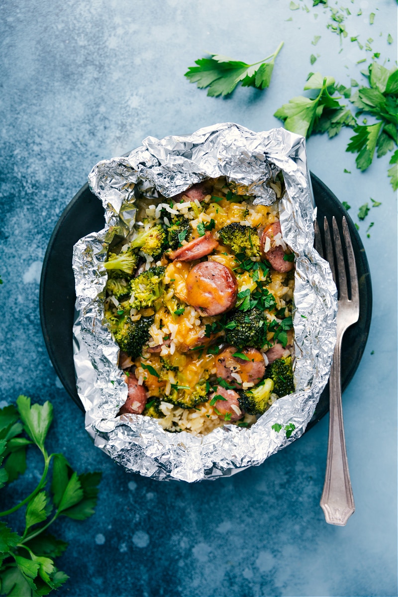 Cheesy Broccoli & Chicken foil pack dinner