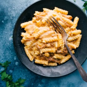 Chicken Parmesan Pasta (ONE Dish!)