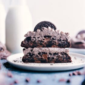 Chocolate Oreo Cookies (Bakery Style)