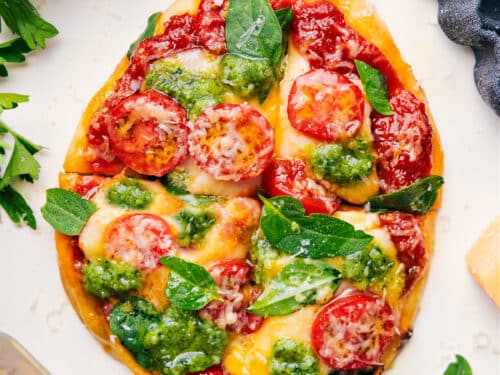 Naan Pizza (5-ingredients!) - Chelsea's Messy Apron