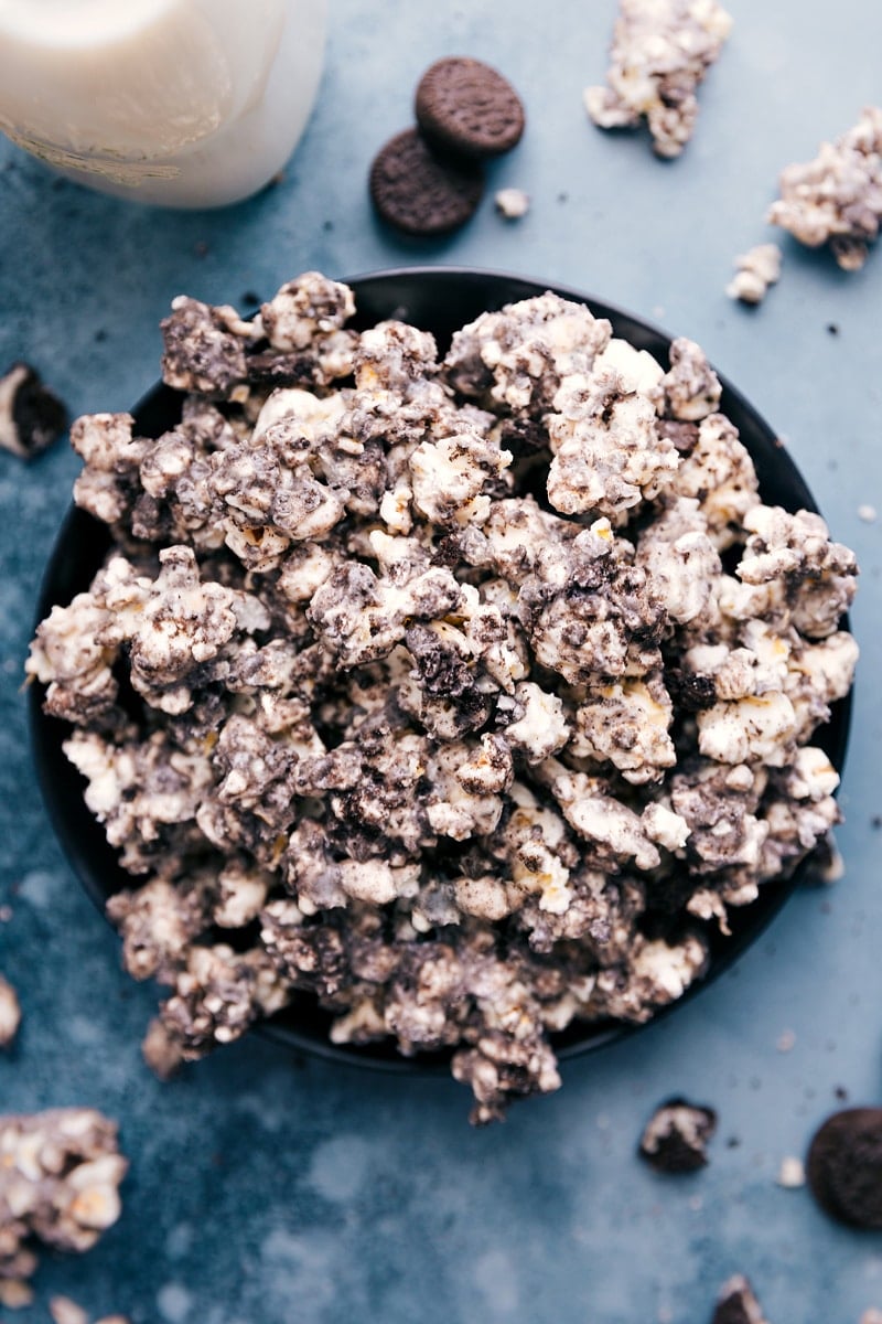 Overhead image of the Oreo Popcorn