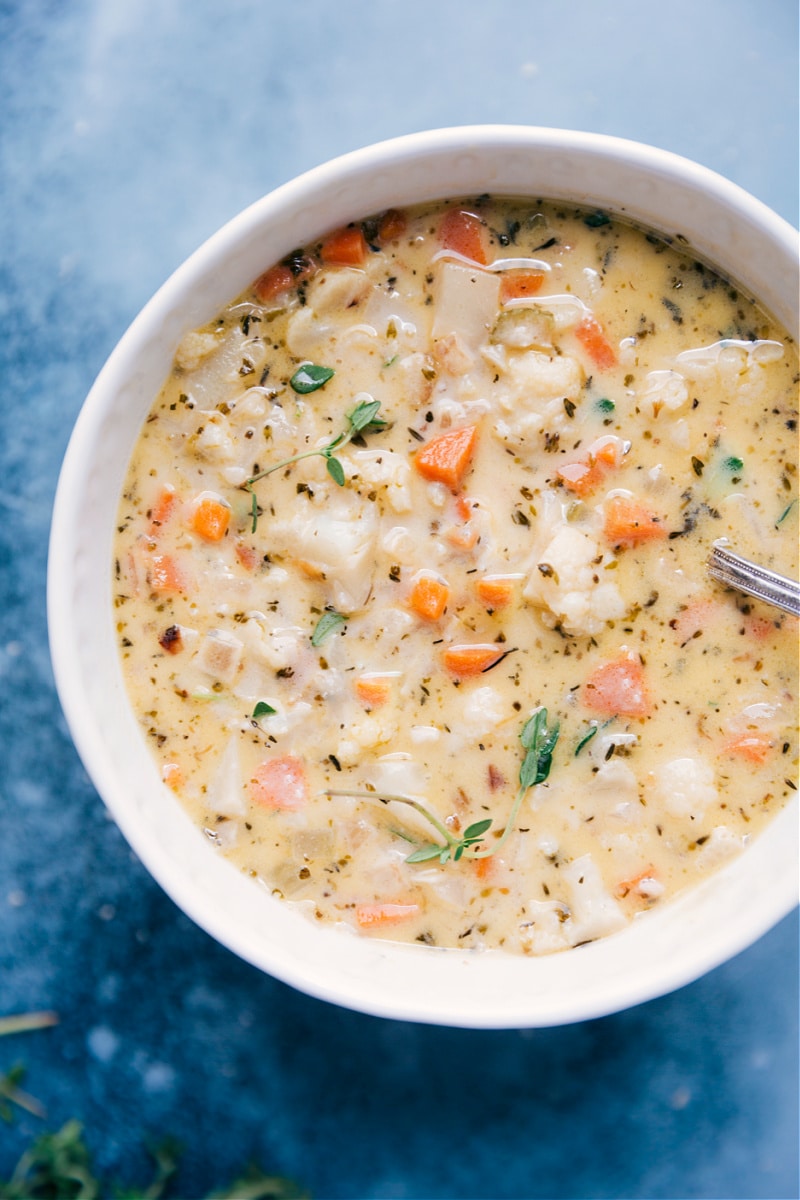 Overhead image of Cauliflower Soup in a bowl