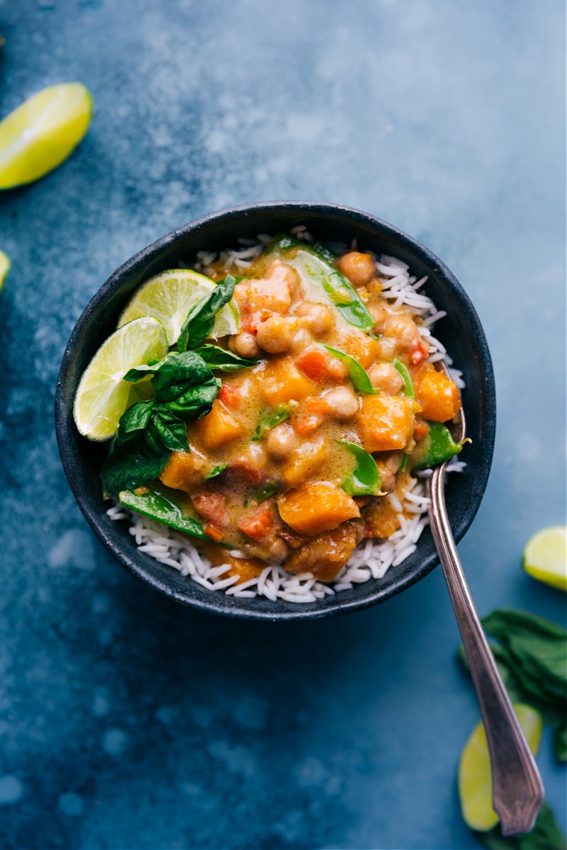 Overhead image of Vegetarian Thai Green Curry