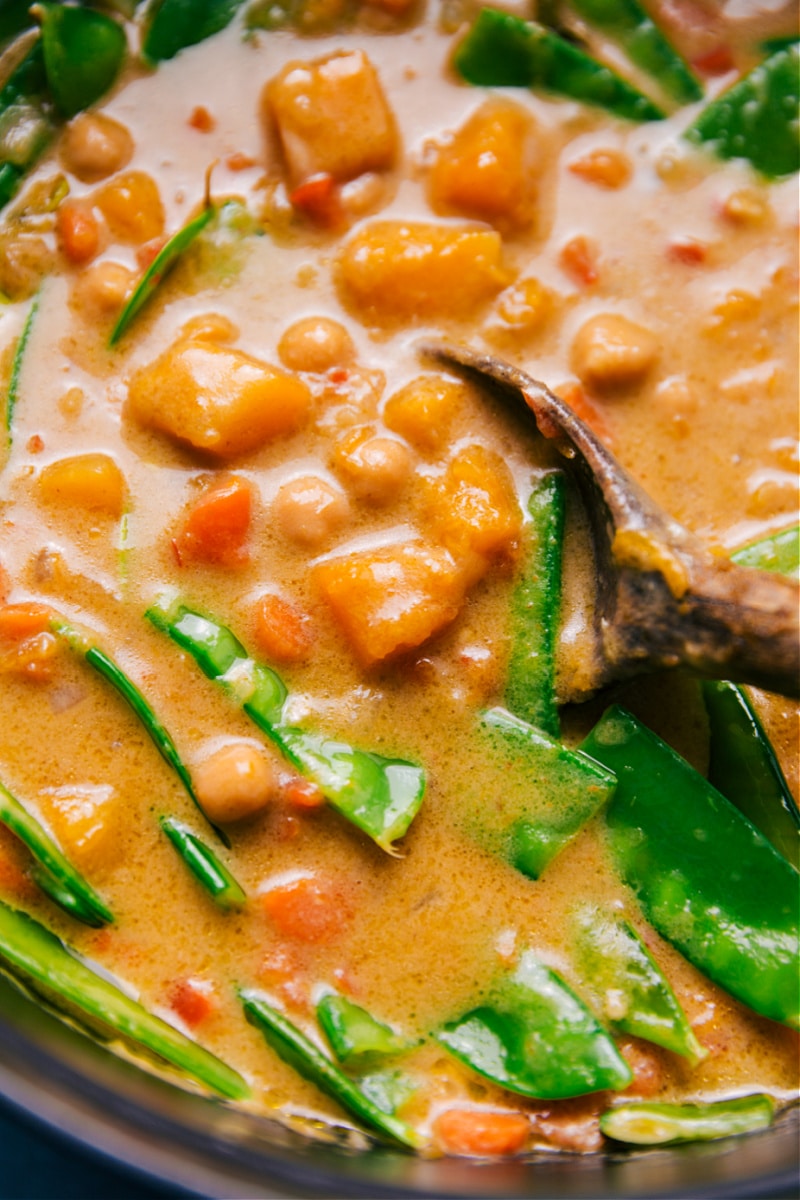 Overhead image of Vegetarian Thai Green Curry ready to be served